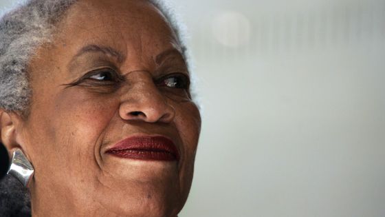 Toni Morrison, invitée d'honneur du Musée du Louvre le 8 novembre 2006. ©AFP - François Guillot