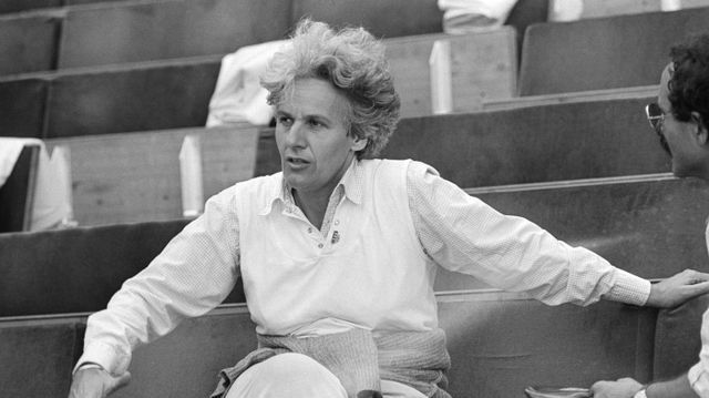 Ariane Mnouchkine, artiste engagée et fondatrice du Théâtre du Soleil (ici en 1984 à Avignon), œuvre pour une scène plus populaire.
