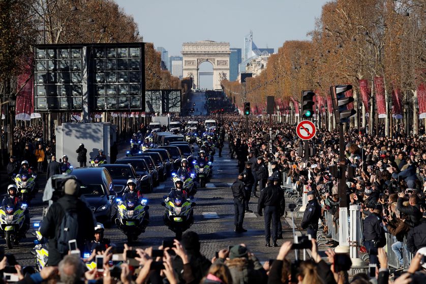 Le 9 décembre dernier, Johnny Hallyday a finalement bénéficié d'un hommage populaire, préféré par son épouse. Même si l'hommage national avait les faveurs de la ministre de la Culture Françoise Nyssen