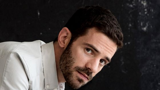 Adam Laloum, soliste des 2 concertos pour piano de Brahms chez Sony Classical - Harald Hoffman / Sony Classical