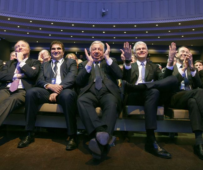 Christian Jacob et Laurent Wauquiez ont jugé "'surréaliste" et "humiliante" la garde-à-vue de Nicolas Sarkozy. Gérard Larcher (au centre) n'a pas fait de commentaires.