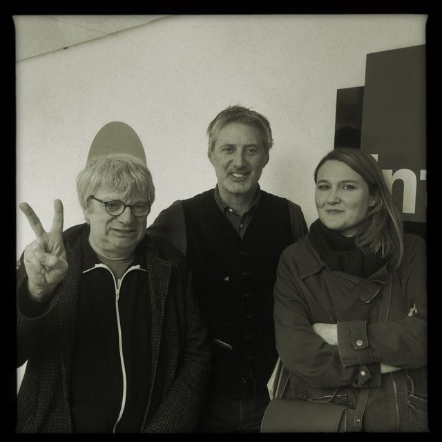 Antoine de Caunes et Charline Roux, accompagné de Ramon Pipin
