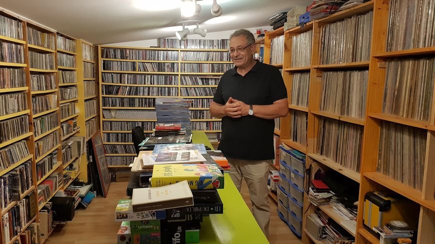 François BALESTRIERE est un passionné de livres, de photos et de musique