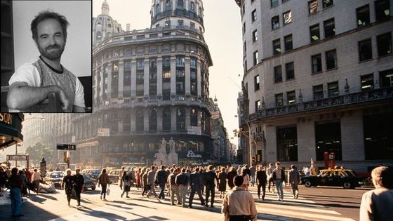 Facundo Llompart par Catalina Lodillinsky et foule de Buenos Aires