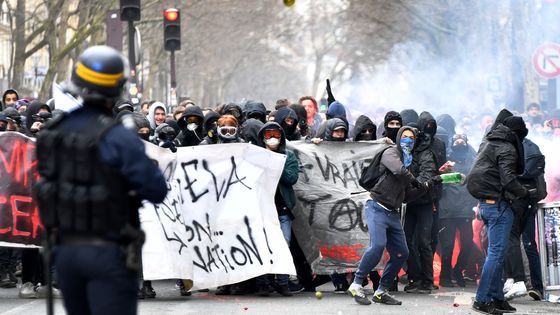 Des étudiants pendant la manifestation du 22 Mars 2018 ©AFP - GERARD JULIEN