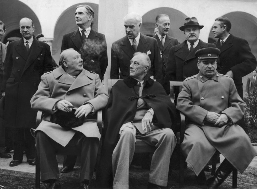 Le 8 février 1945: Winston Churchill, Franklin Delano Roosevelt et Joseph Staline à Yalta.