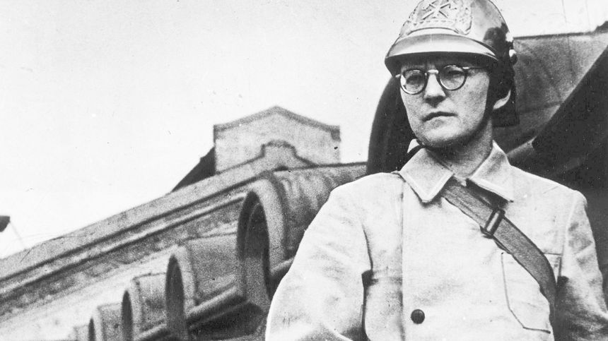 Le compositeur Dimitri Chostakovitch pendant le siège de Leningrad, 1941