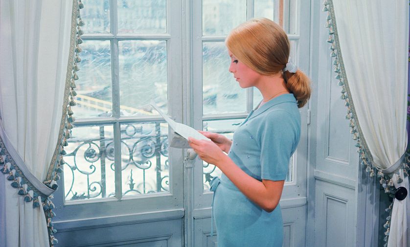 Catherine Deneuve dans le film de Jacques Demy Les parapluies de Cherbourg
