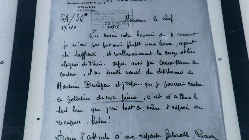 Demande de restitution d'un piano en 1946, archive microfilmée
