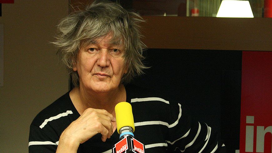 Jacques Higelin dans les studios de France Inter