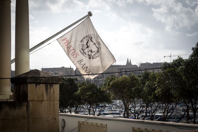 Drapeau de la Pilatus Bank
