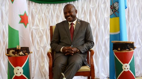 le président burundais Pierre Nkurunziziza, ici la semaine dernière, alors qu'il recevait une délégation de l'UNHCR ©AFP - STRINGER