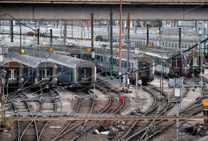 Après l’Allemagne, la Suède ou encore l’Italie, c’est aujourd’hui la France qui tente de libéraliser son rail pour se plier à la concurrence européenne.