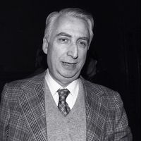Portrait du philosophe français et Professeur au Collège de France Roland Barthes (1915-1980), le 21/06/1977.
