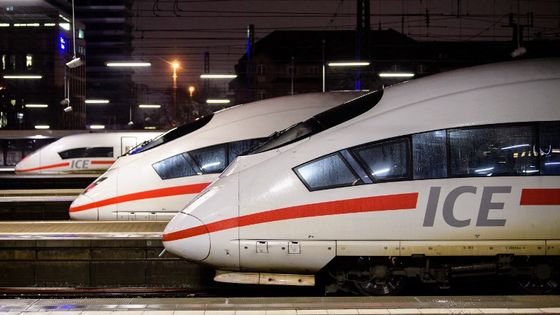 En Allemagne, la Deutsche Bahn s'est repositionnée pour affronter la concurrence en développant les lignes à grande vitesse ICE. ©AFP - Mathias Balk