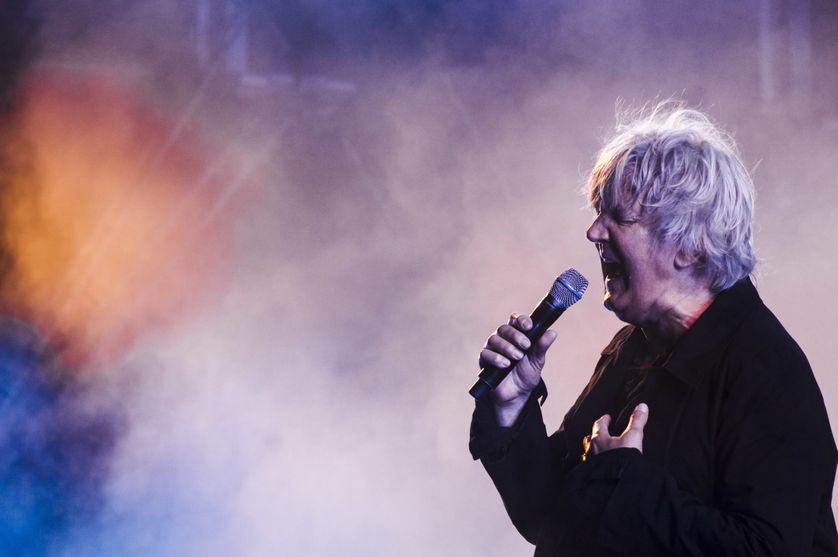 Le chanteur Jacques Higelin au Fnac Live festival à l'hôtel de ville à Paris, le 21 juillet 2013