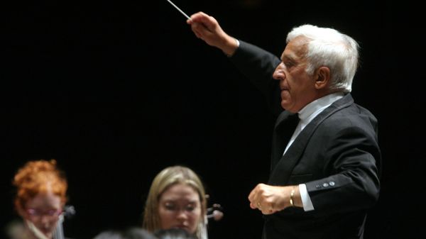 Vladimir Ashkenazy sur tous les fronts