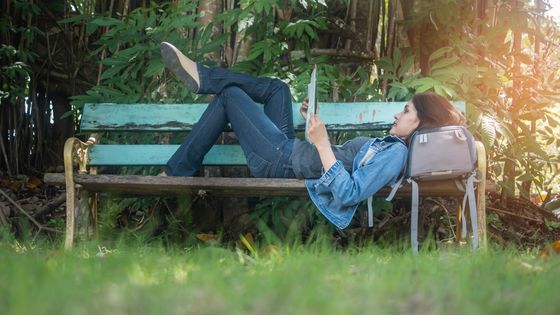 Plus de 9 millions de personnes vivent seules aujourd'hui en France selon l'Insee. ©Getty - Rakratchada Torsap / EyeEm