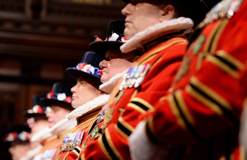 Les Yeoman Warders (les gardiens de la Tour) à la Chambre des Lords
