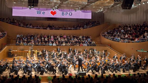 Sir Simon Rattle à Tokyo - Carrefour de Lodéon - mardi 15 mai 2018