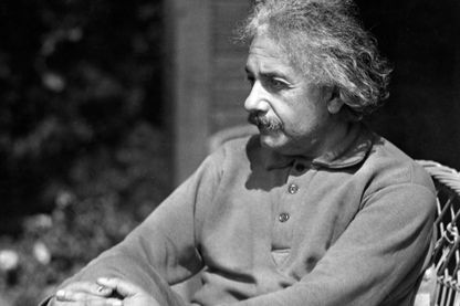 Albert Einstein (en 1931?) Albert Einstein (en 1931?)