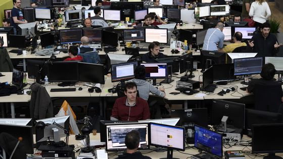 Des concepteurs de jeux vidéo ©AFP - PHILIPPE DESMAZES