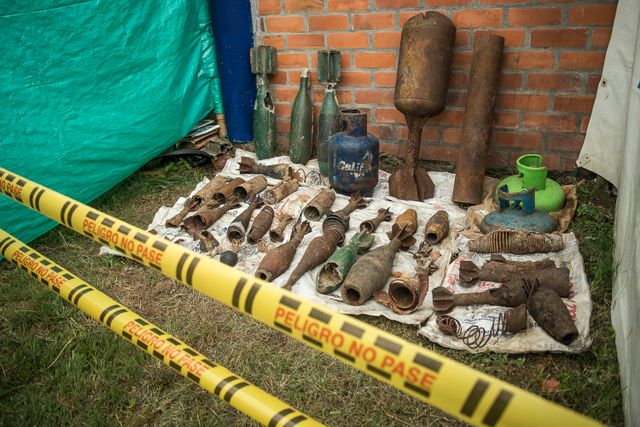 Engins explosifs improvisés neutralisés par Handicap International en Colombie