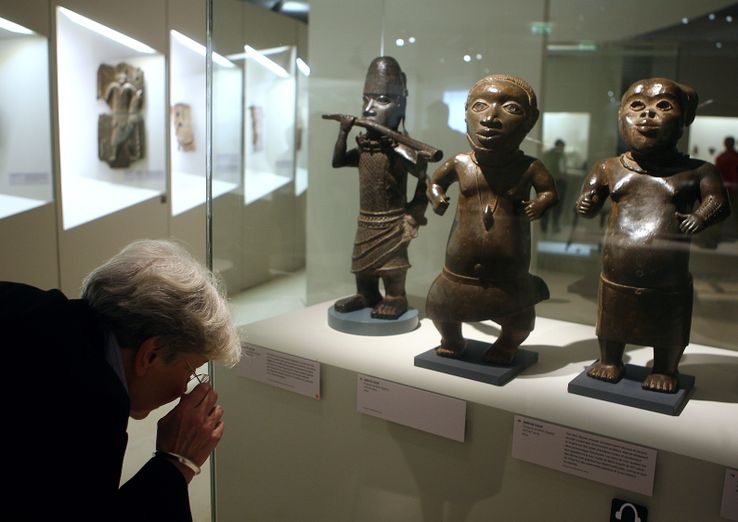 Des statues béninoises exposées au musée du quai Branly à Paris, en 2007.