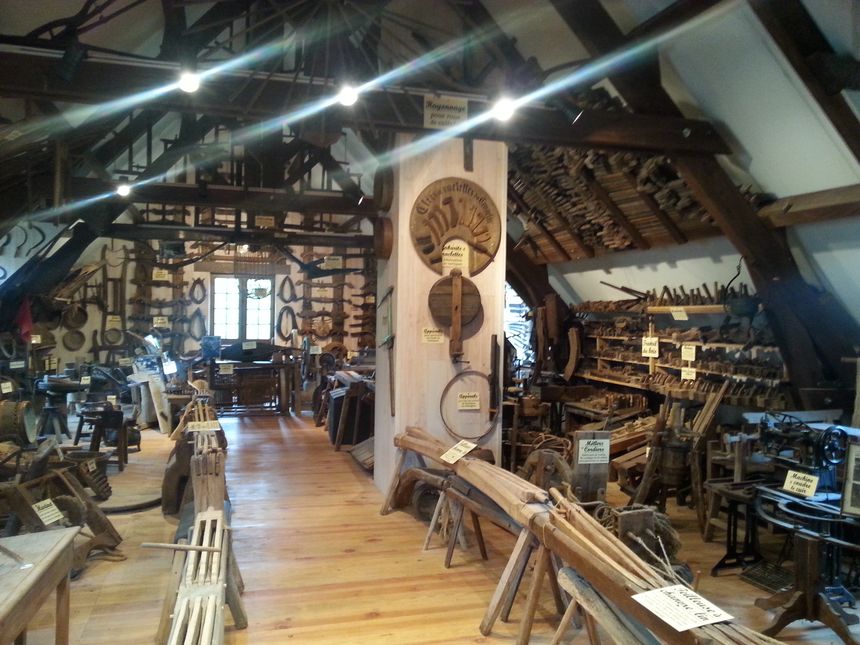 Plus de 3 000 pièces de collection