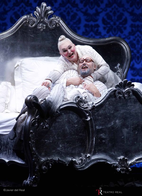 Alexey Tikhomirov (Le roi Dodon) et Agnes Zwierko (Amelfa)