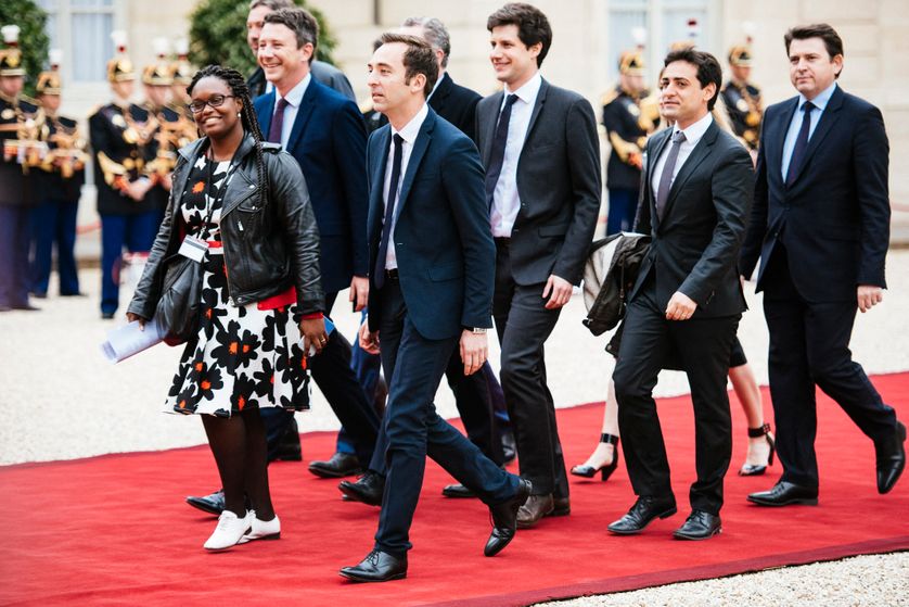 L'entourage d'Emmanuel Macron fait son entrée au Palais de l'Elysée le 14 mai 2017