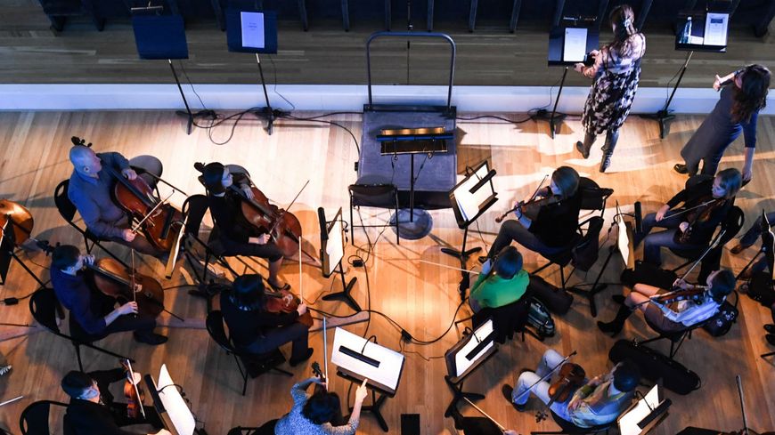 Au Royaume-Uni, 44% des artistes interrogés par le Syndicat des musiciens affirment ne pas gagner assez pour vivre