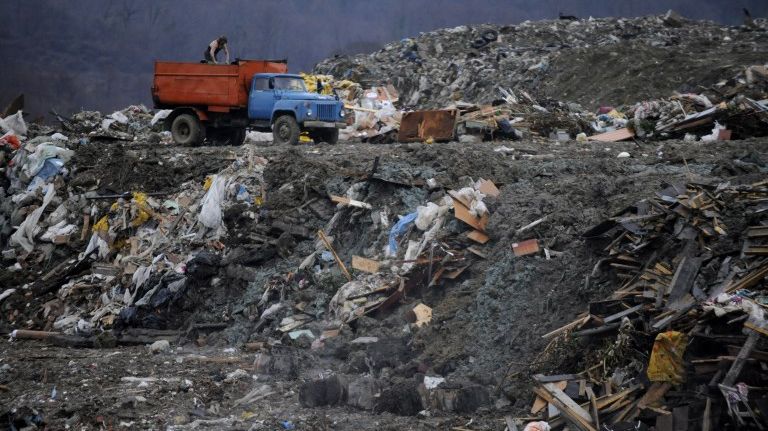 Des dizaines de décharges sont présentes en Russie et étouffent les populations environnantes