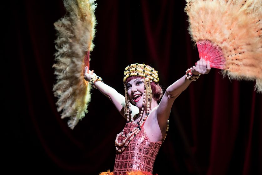 Gaia Aprea dans "Eden Teatro" de Raffaele Viviani, mise en scène d'Alfredo Arias