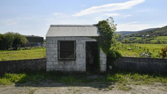 Ancien poste de garde en Irlande ©AFP - DIRK WAEM