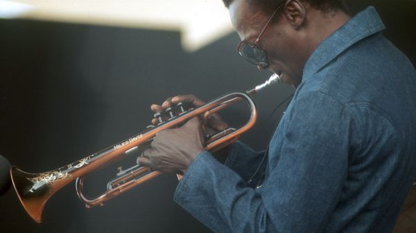 VIDÉO - Miles Davis, un artiste entier