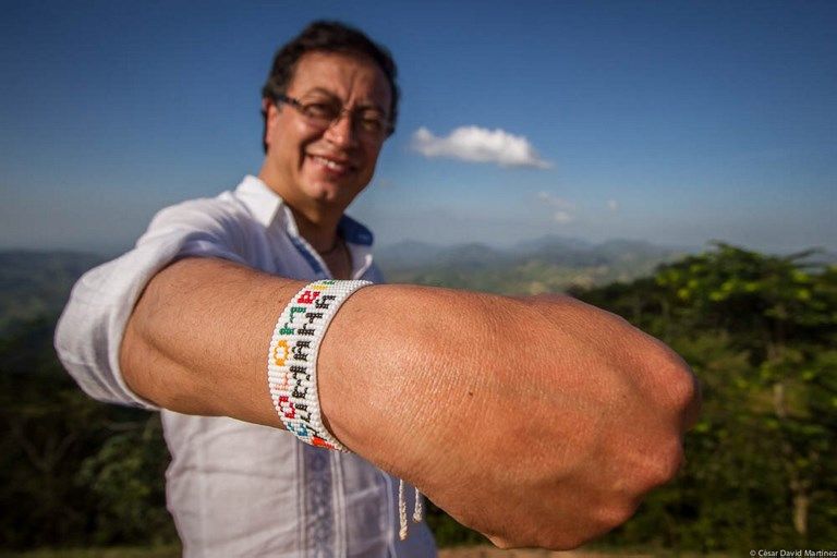 Gustavo Petro, candidat de la gauche indépendante, ancien maire de Bogota et ex-militant du M19 (mouvement guérillero démobilisé en 1990)