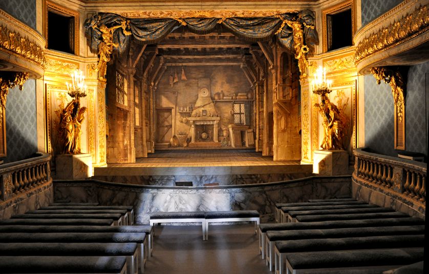 Théâtre La Reine Blanche Scène Des Arts Et Des Sciences Le théâtre de la Reine au fil des siècles