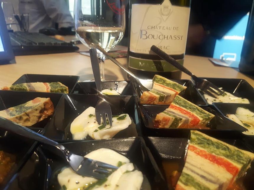 Crespéou, saint jacques et Lirac blanc...