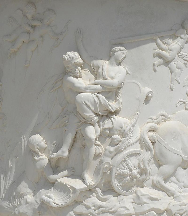 L'enlèvement de Proserpine de Girardon, Versailles, deuxième scène du socle (XVIIe siècle)