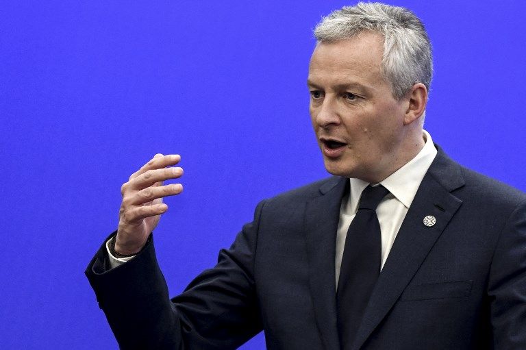 Loin des promesses d'ouverture à la "société civile", les ministères de Bery ont été confiés à deux anciens membres de LR : Bruno Le Maire aux finances et Gérald Damanin aux comptes publics.