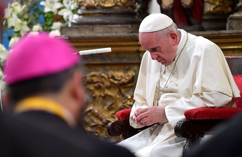 Le pape François a reconnu « avoir commis de graves erreurs d’appréciation et de perception » dans l’affaire de pédophilie chilienne