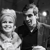 Brigitte Bardot avec Roger Vadim dans le tournage de 'Le Repos Du Guerrier' en Italie en Janvier 1962.