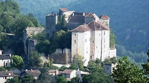 Cité médiévale de Bruniquel, classée parmi les plus beaux villages de France