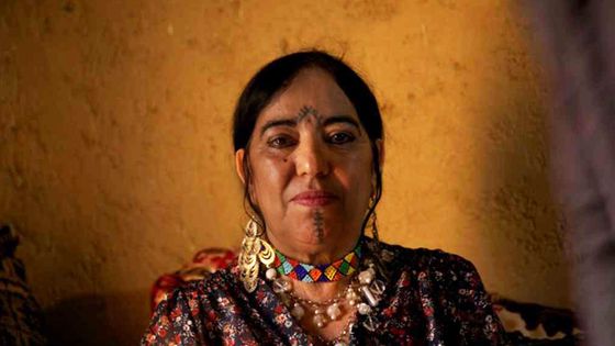 Hadda Ouakki, Chant d'une rebelle, un film de Jacqueline Caux - 2015 - © Jacqueline Caux