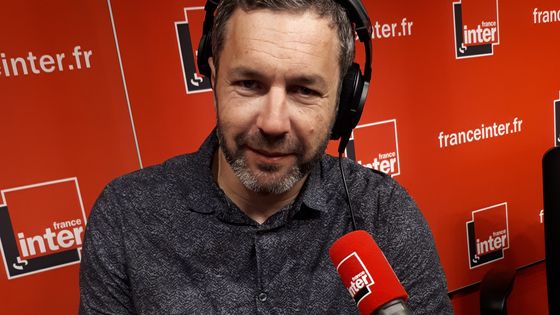 Emmanuel Leclère a accompagné les élèves du lycée Jean-Jacques Rousseau de Sarcelles dans la restitution de l’affaire Mara Kanté, histoire d’une erreur judiciaire ©Radio France - Fanny Crouzet