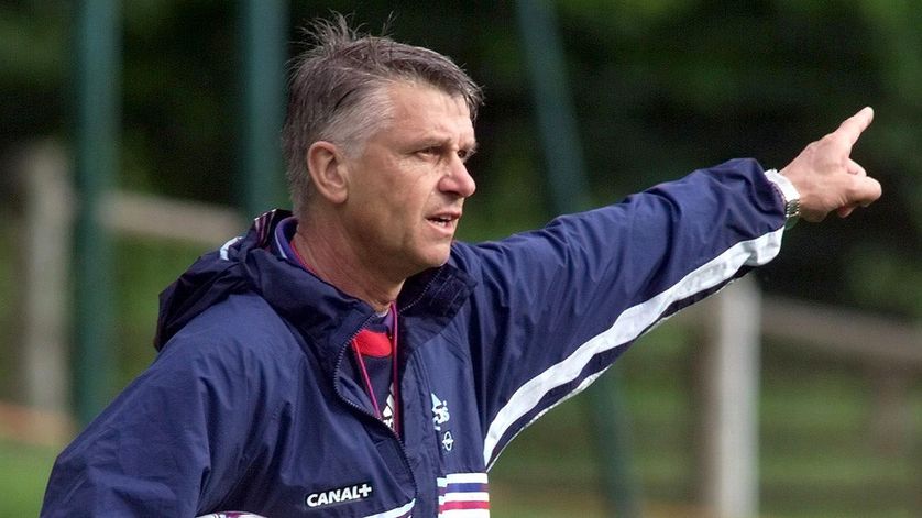 Aimé Jacquet lors d'un entraînement de l'équipe de France à Clairefontaine le 14 juin 1998.