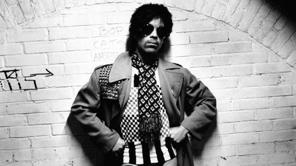 Prince / Photo / Virginia Turbett /Redferns/Getty