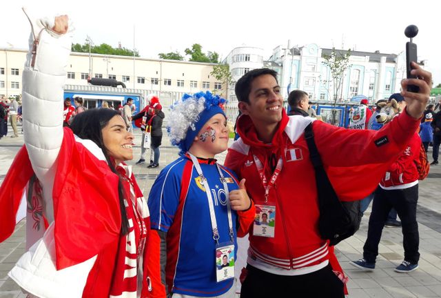 Supporters français et péruviens