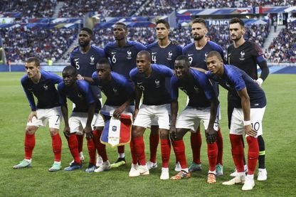 Les bleus face au USA lors du match amical avant le lancement de la coupe du monde Les bleus face au USA lors du match amical avant le lancement de la coupe du monde